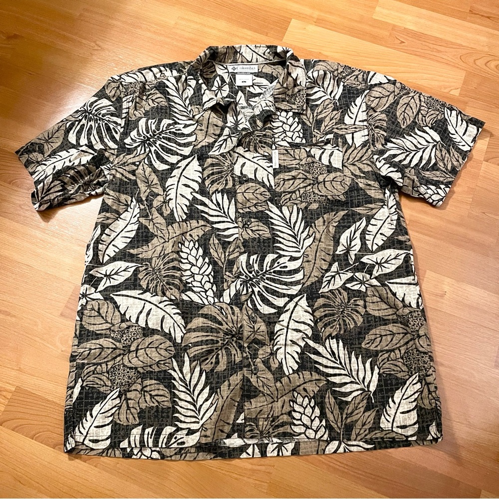 Columbia Hawaiian Shirt